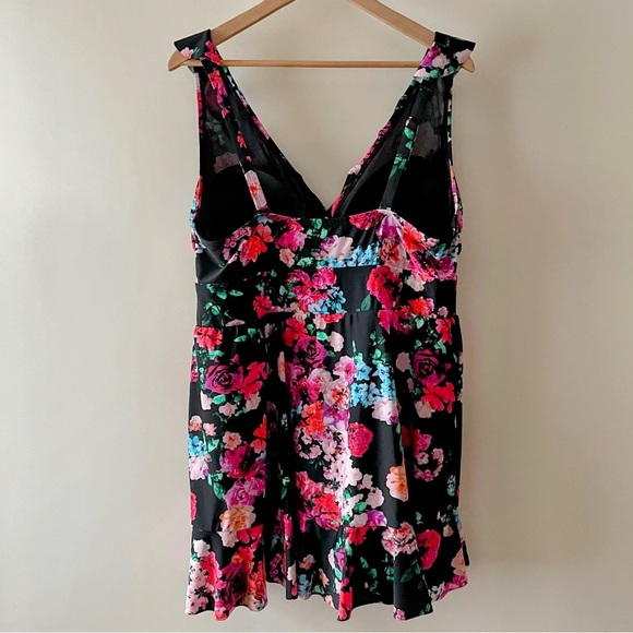 Torrid Black w/ Pink Floral Ruffle Trim One
Piece Swim Dress Size 3X - Picture 9 of 14